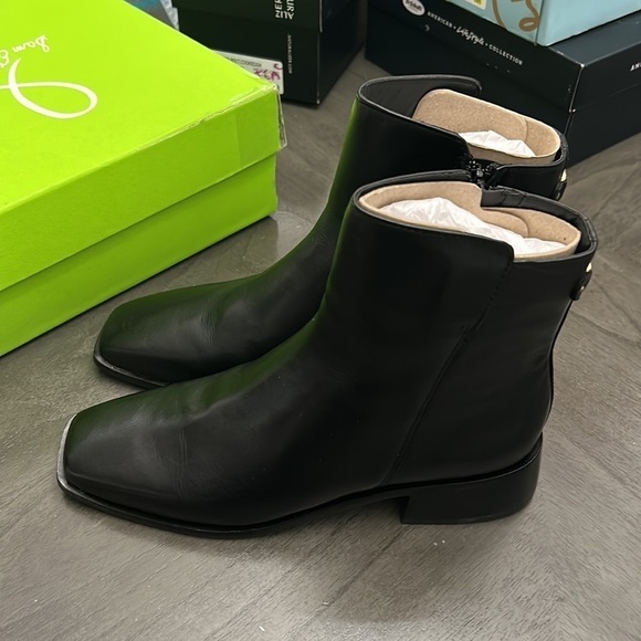 Sam Edelman Thatcher Ankle Bootie - Picture 5 of 12